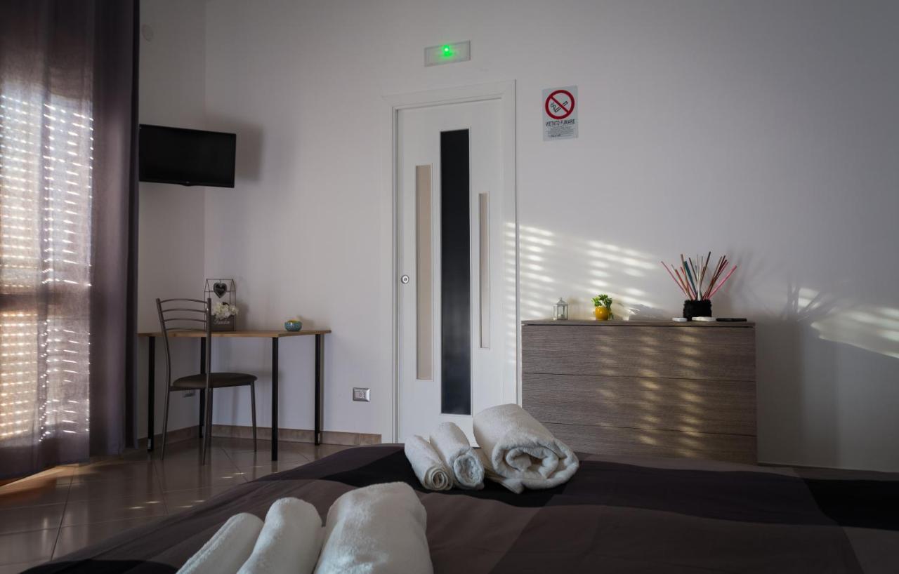 Raro'S Home Bed & Breakfast Pompeï Buitenkant foto
